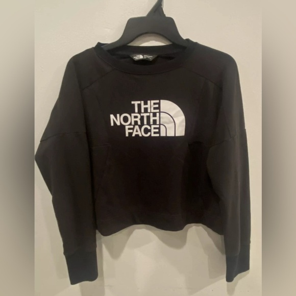 The North Face Train N Logo Crop Pullover Size XL EUC Never Worn - Picture 2 of 15
